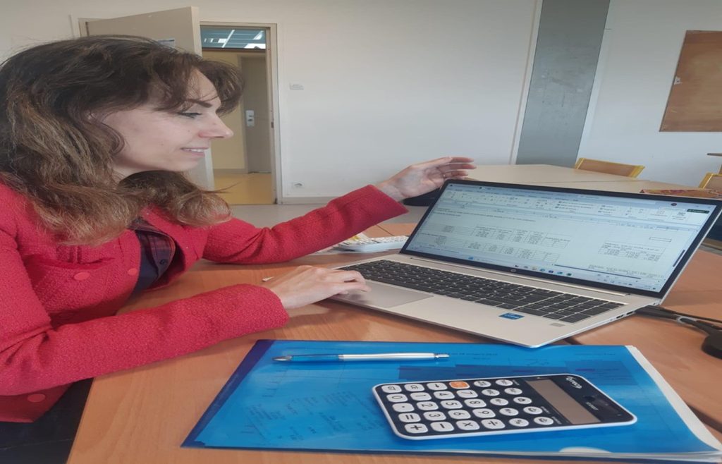 Les Applications de l’Intelligence Artificielle dans l’Analyse Financière narges